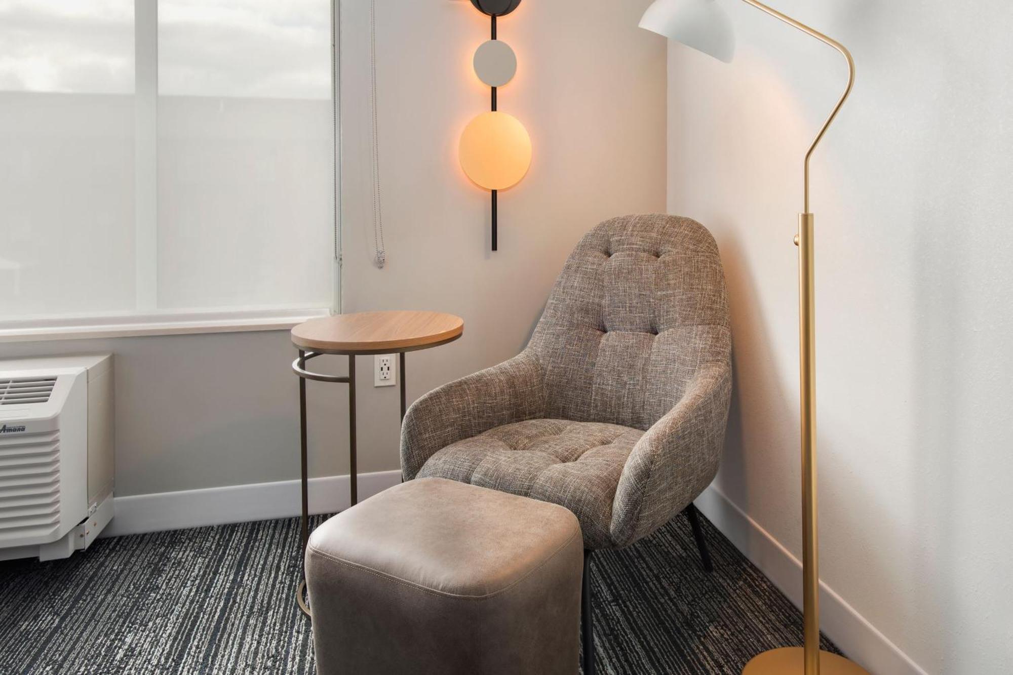 Towneplace Suites Portland Airport Me South Portland Esterno foto