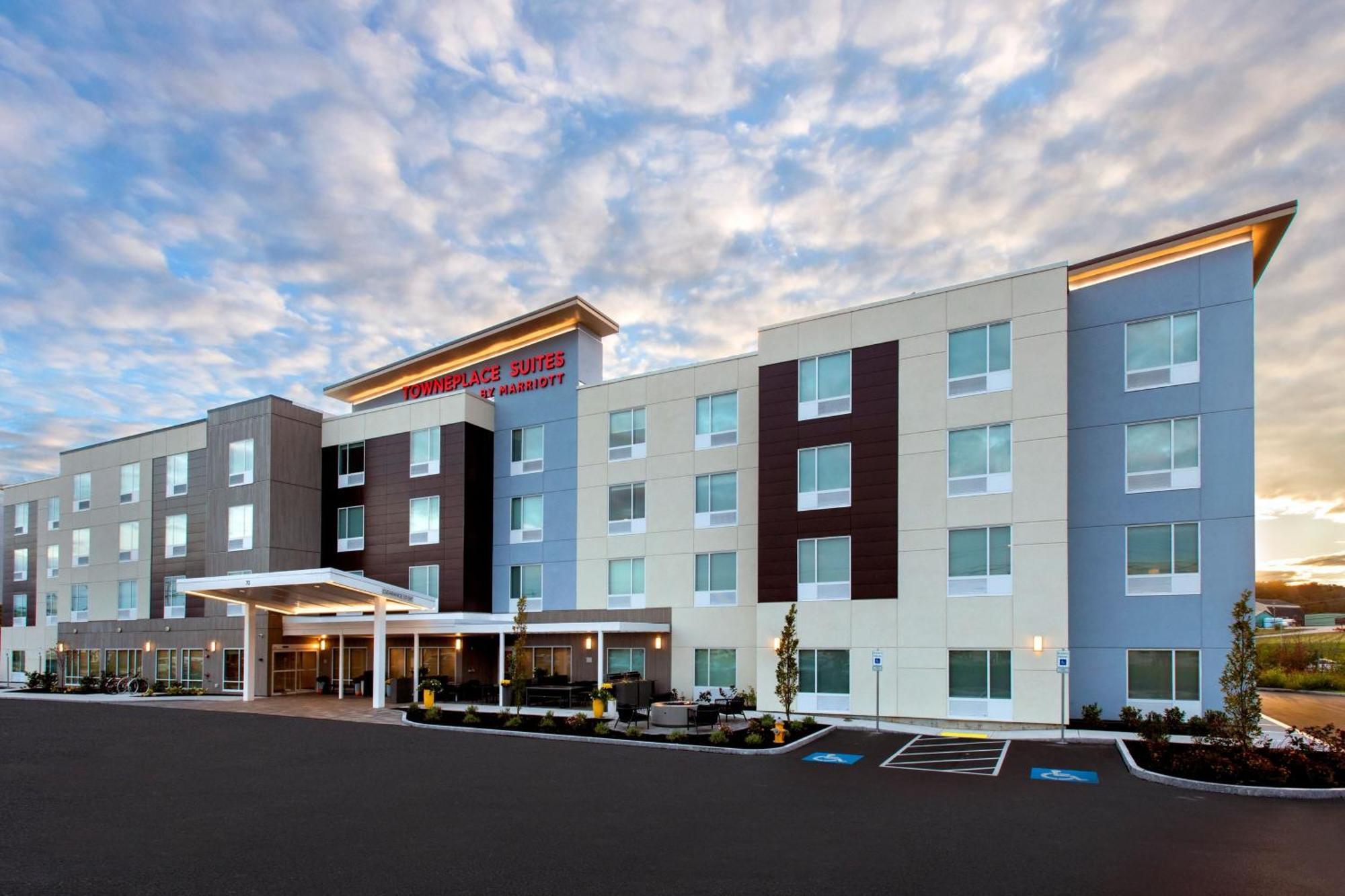 Towneplace Suites Portland Airport Me South Portland Esterno foto